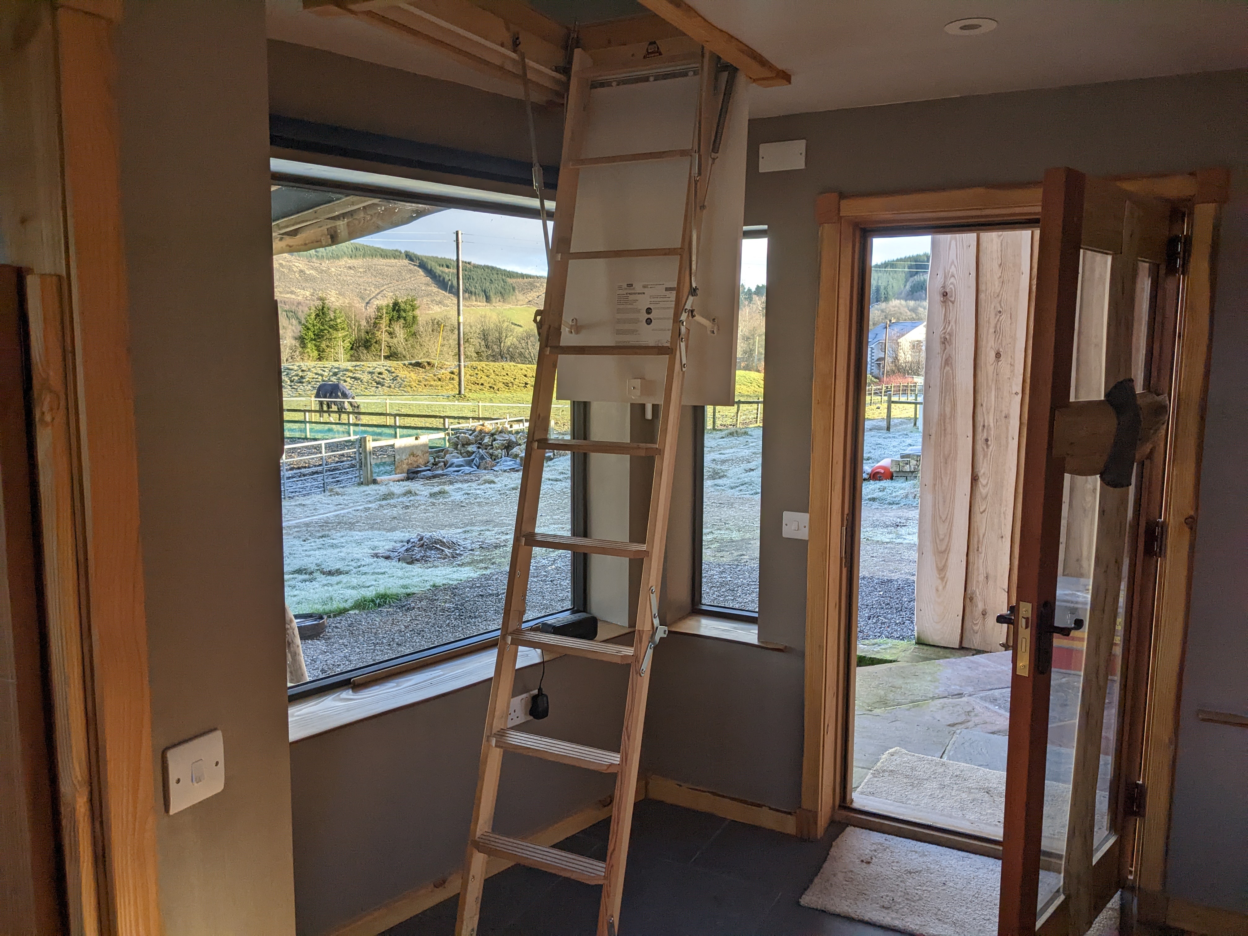 how to get to the mezzanine